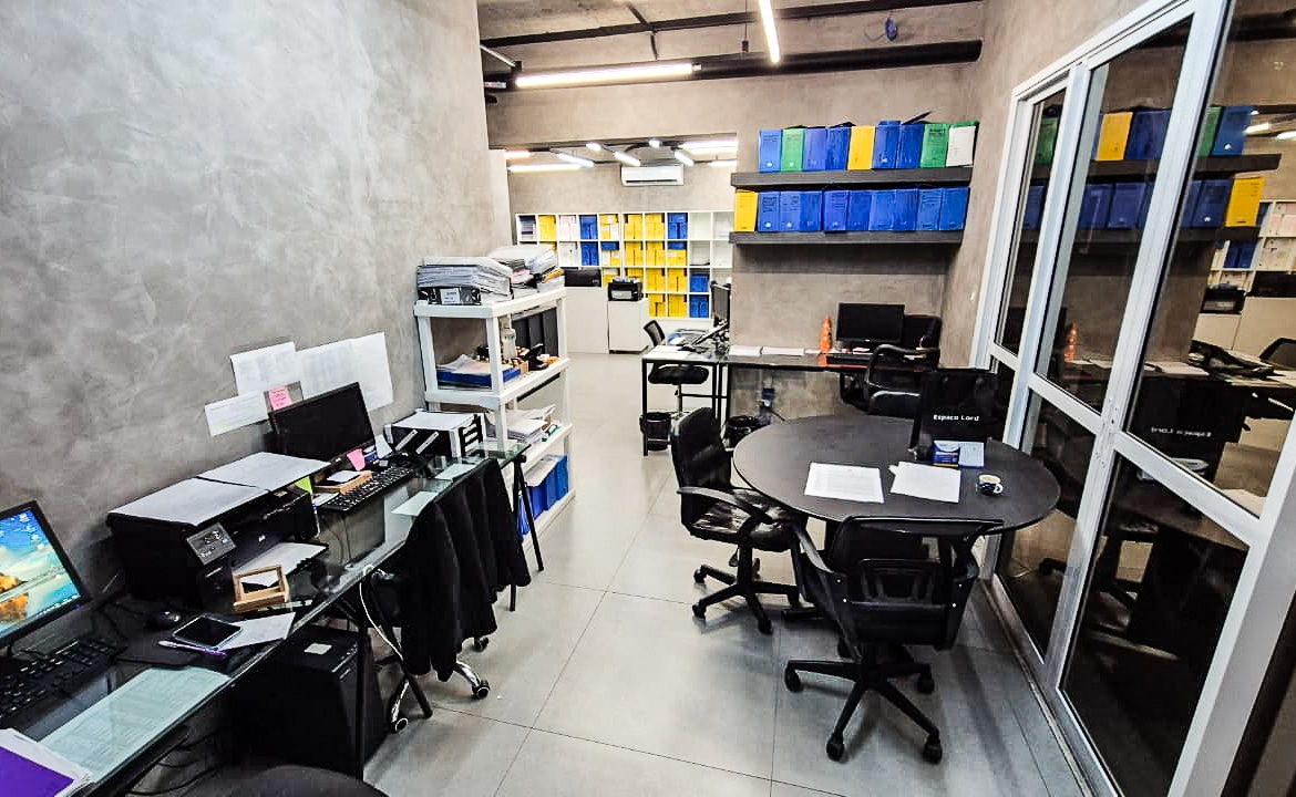 Sala Comercial à venda no Horizonte Jardins, no bairro Jardins em Aracaju