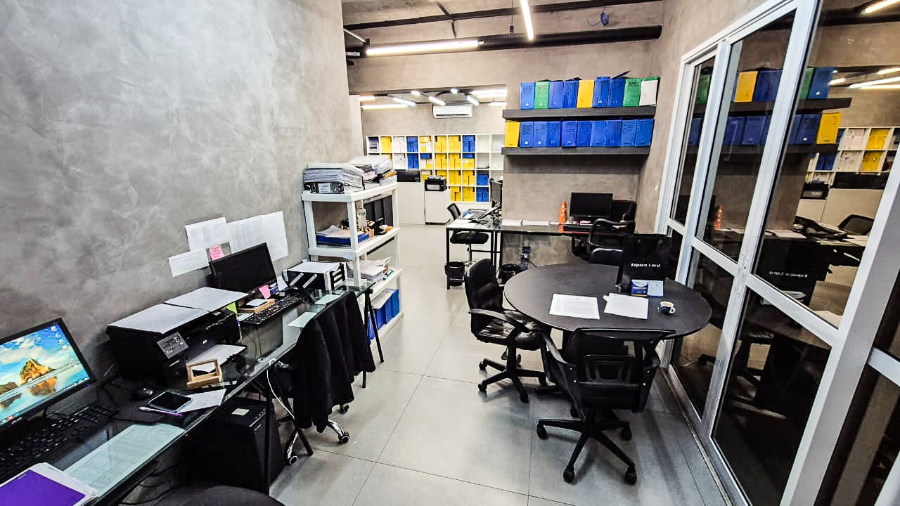 Sala Comercial à venda no Horizonte Jardins, no bairro Jardins em Aracaju