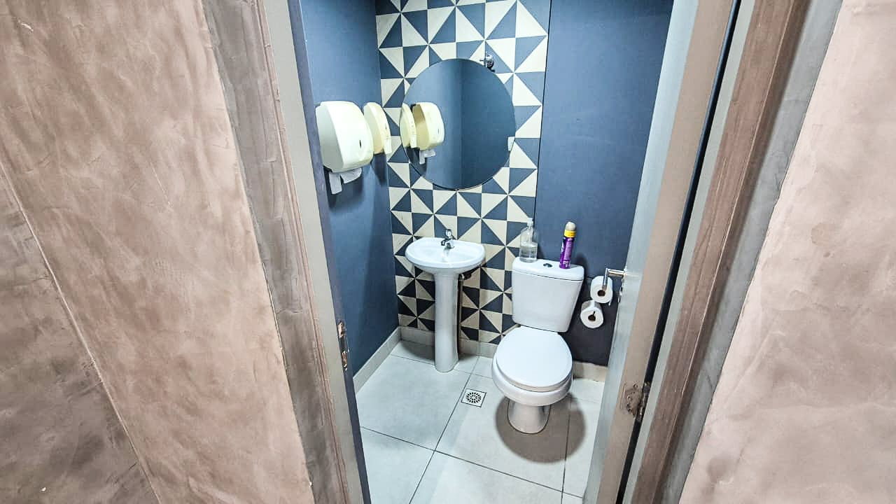 Sala Comercial à venda no Horizonte Jardins, no bairro Jardins em Aracaju - Banheiro